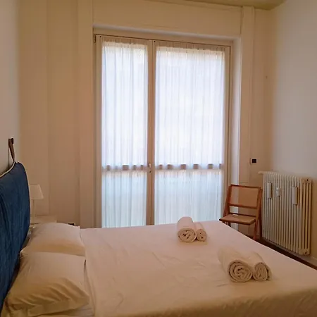 Casa Ferretti - Corso Garibaldi * Milan